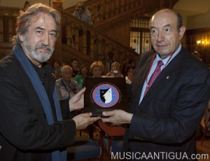 El Maestro Jordi Savall recoge el Premio La Barraca