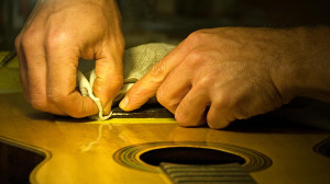 Un curso que mantiene “vivo” el oficio de Luthier
